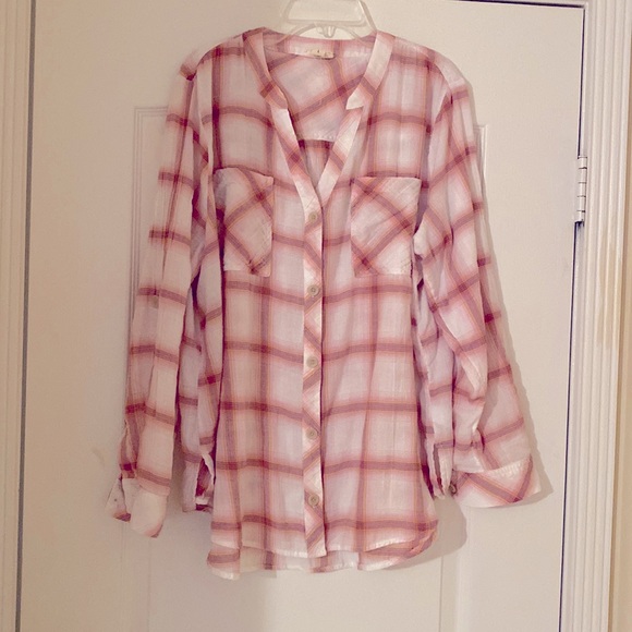 a.n.a Tops - Ana blouse size l